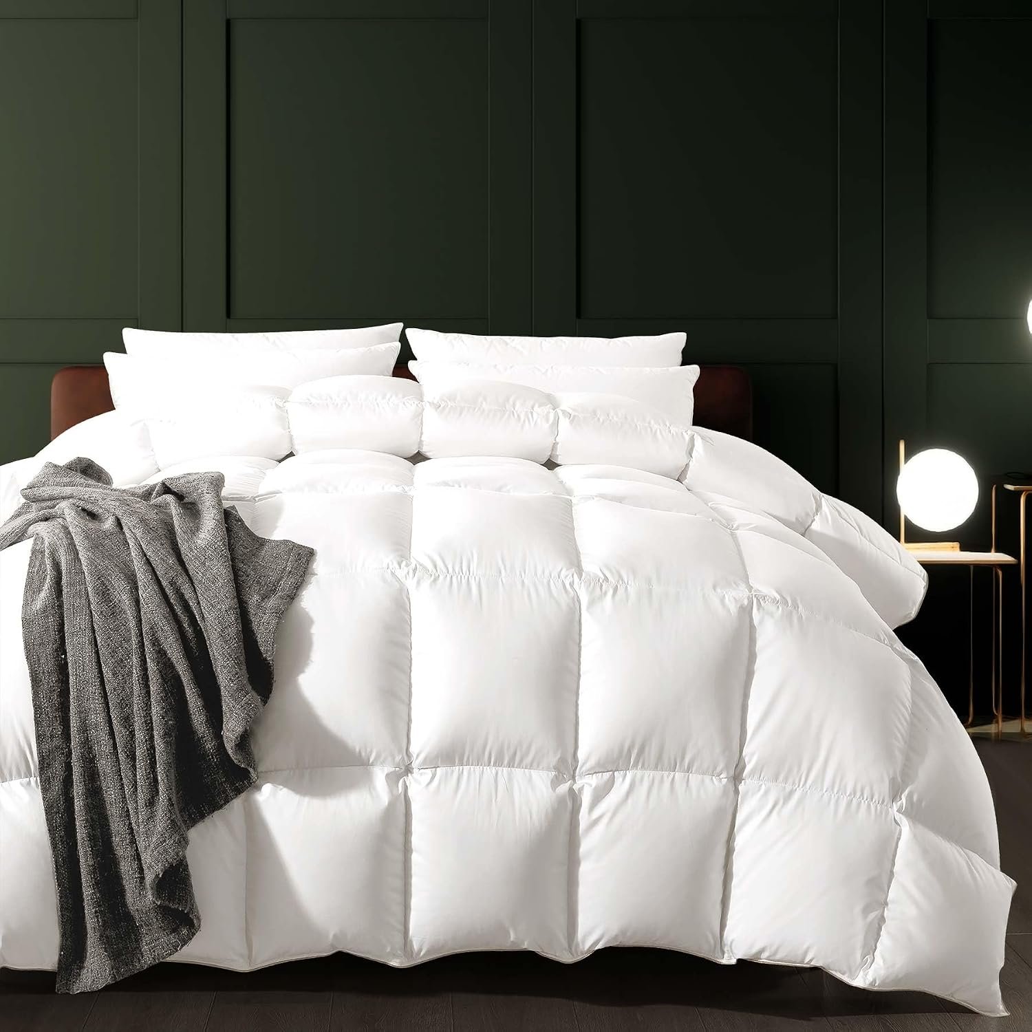 71HgayluGFL._AC_SL1500_.jpg Duck Feather Down Fiber Comforter with Cotton Shell and Corner Loops - Image 1