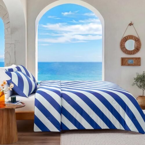 Dual Layer Cooling Comforter with Viscose and Down Alternative Fill