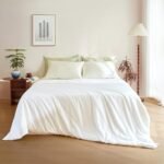 Long Strand Mulberry Silk Quilt with Cotton Jacquard Shell