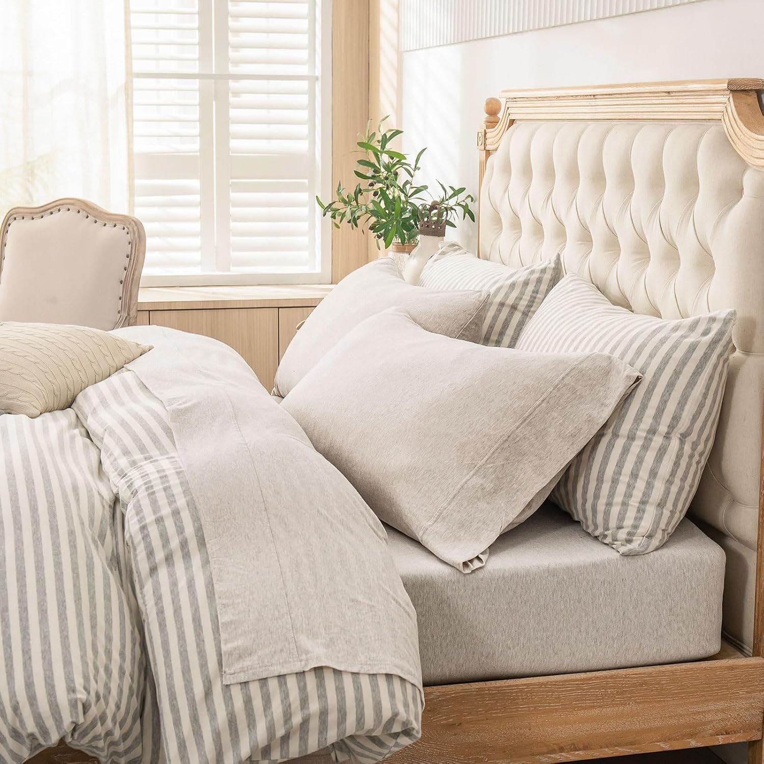 81Uxp58PAJL._AC_SL1500_.jpg Cotton Jersey Knit Sheet Set with Extra Deep Pockets - Image 1