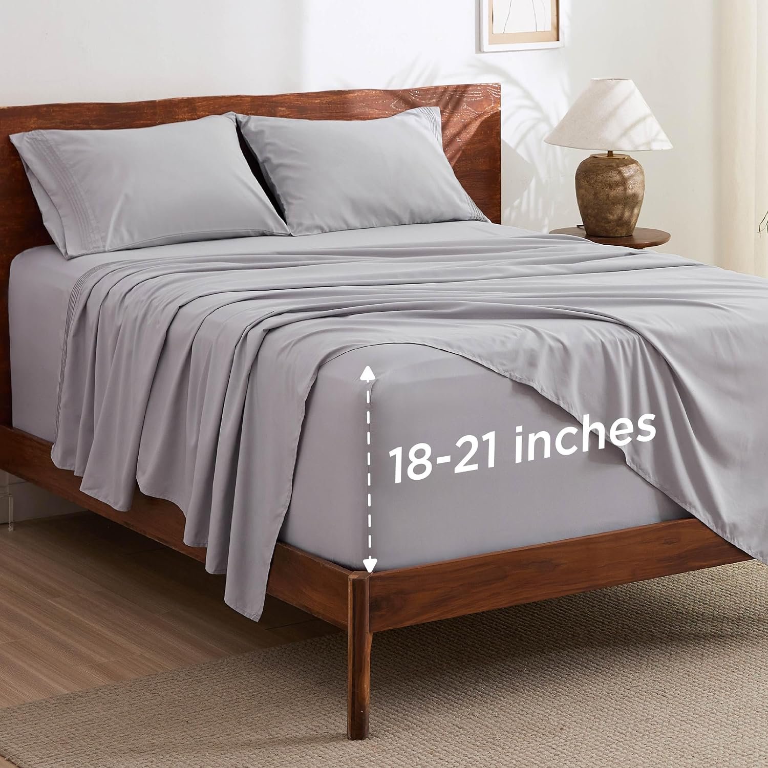 911dvxQ3yPL._AC_SL1500_.jpg Moisture Wicking Sheet Set with Deep Pocket and Pintuck Design - Image 1